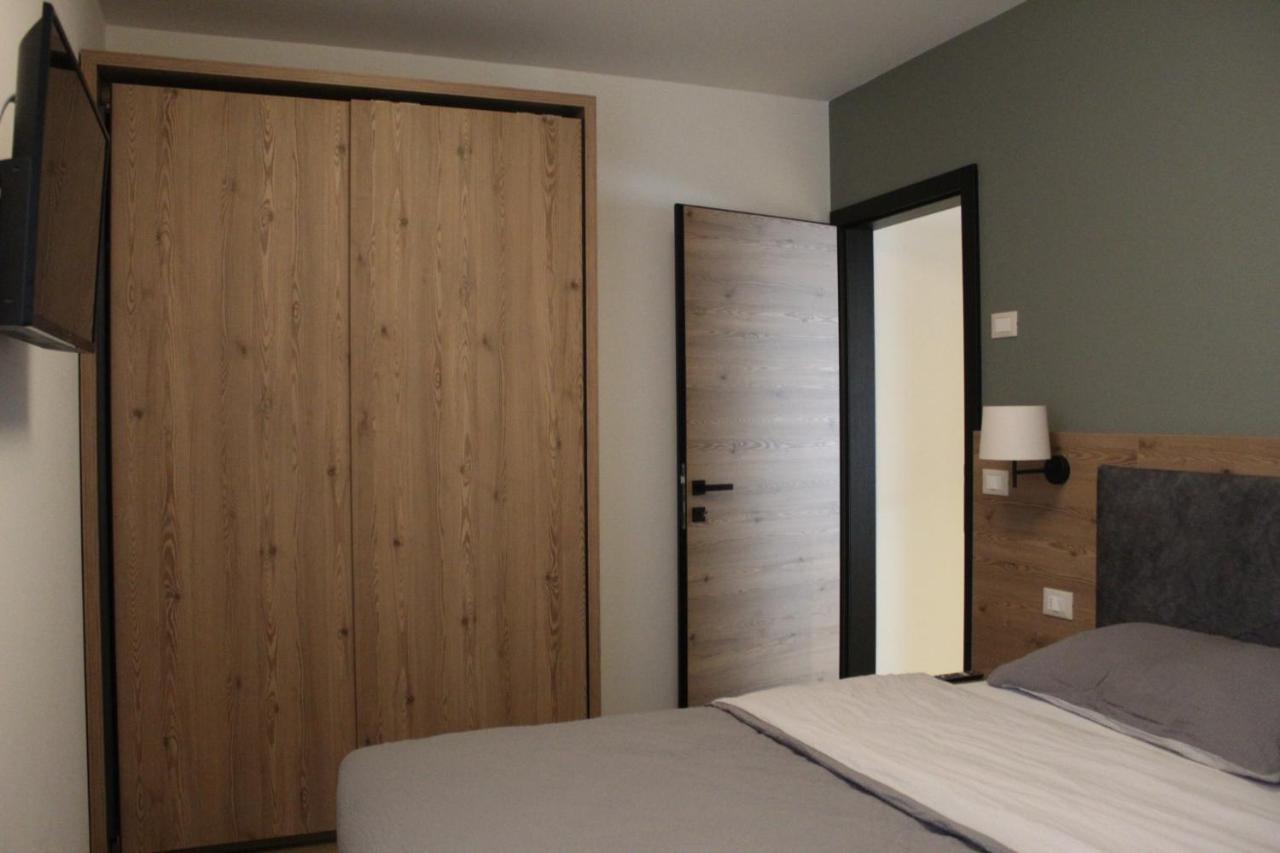 Dolceambiez Apartments Dorsino Exteriör bild
